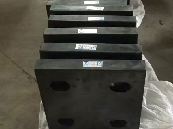 网架橡胶支座